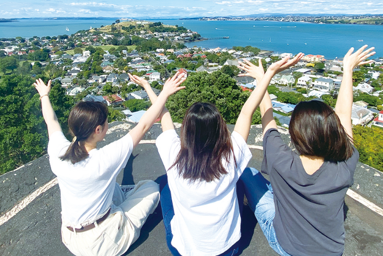 本学ならではの国際交流でグローバルな保育者に！